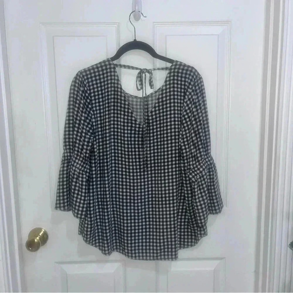 Maurices checkered board women’s top - Picture 4 of 4